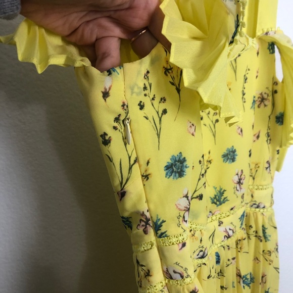 OPT Retsina Floral Print Pleated A-Line Midi Dress Size XS Yellow Cold Shoulder - Picture 11 of 13